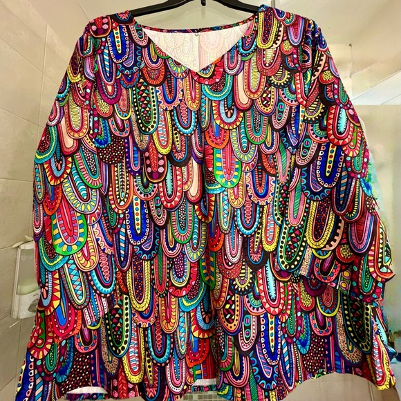 Colorful Patterned Women's Top - Picture 3 of 6